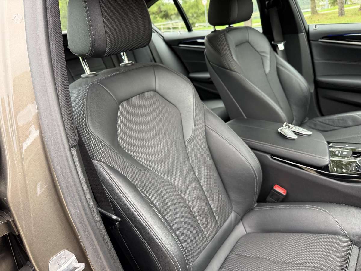 BMW 520, 2.0 l., Седан