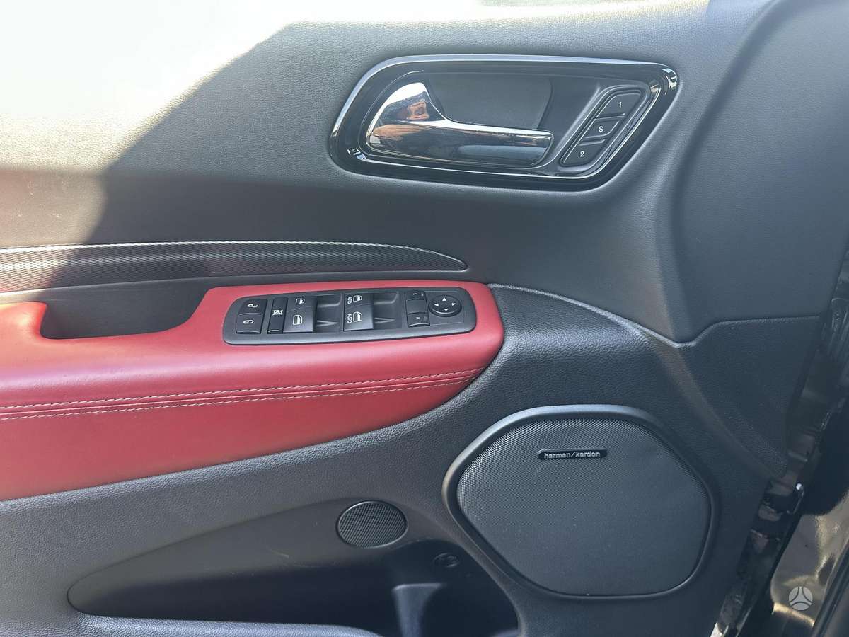 Dodge Durango, 5.7 l., off-road / crossover