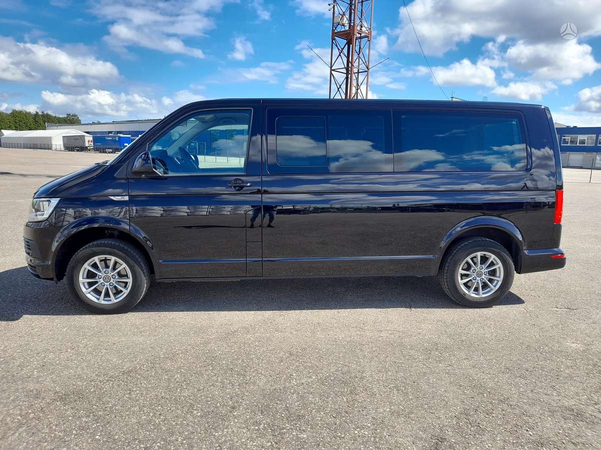 Volkswagen Caravelle - 2