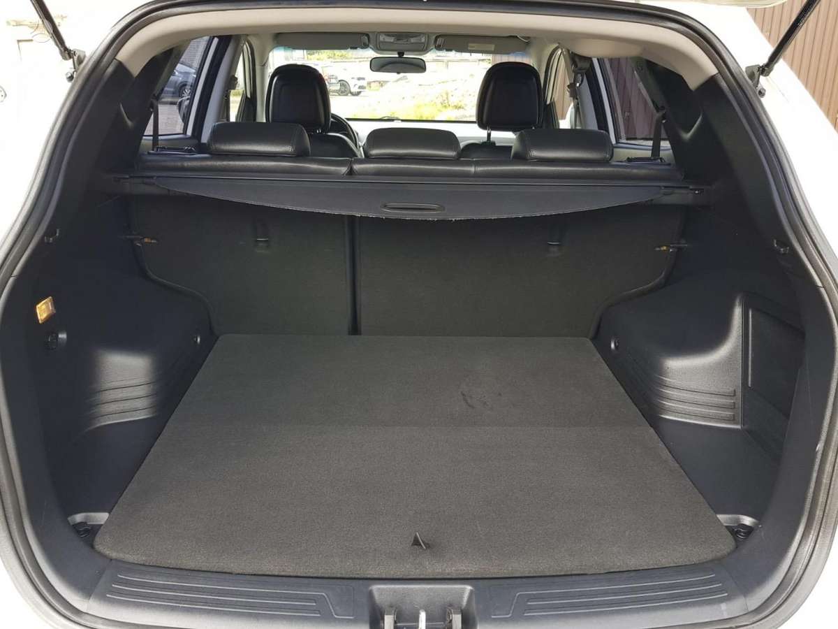 Hyundai ix35 - 12