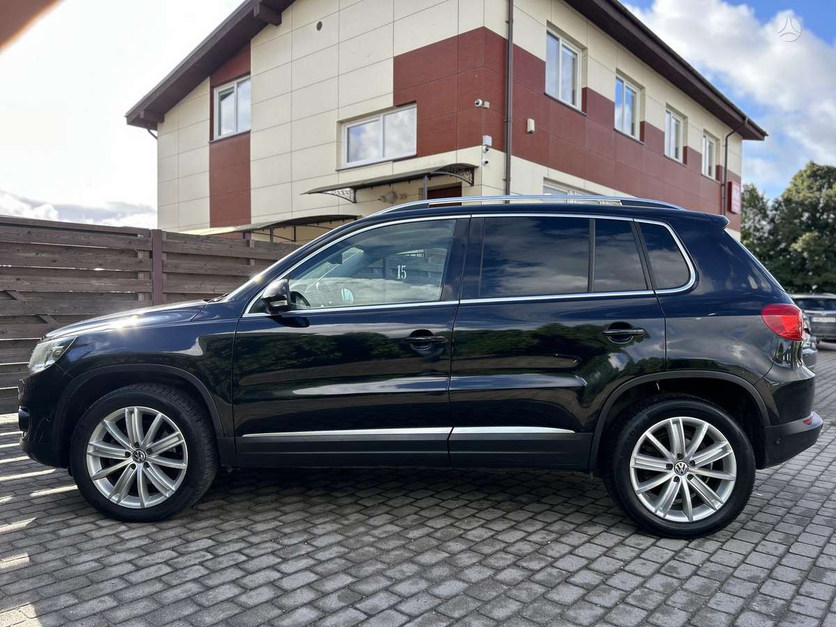 Volkswagen Tiguan - 9