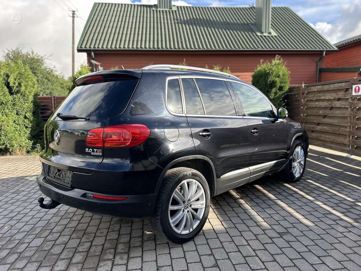 Volkswagen Tiguan - 12