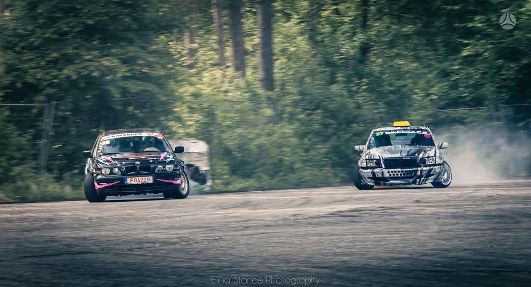 BMW 325 - 5