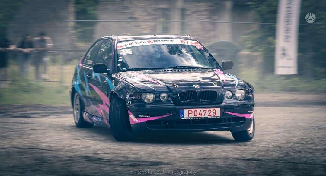 BMW 325 - 6