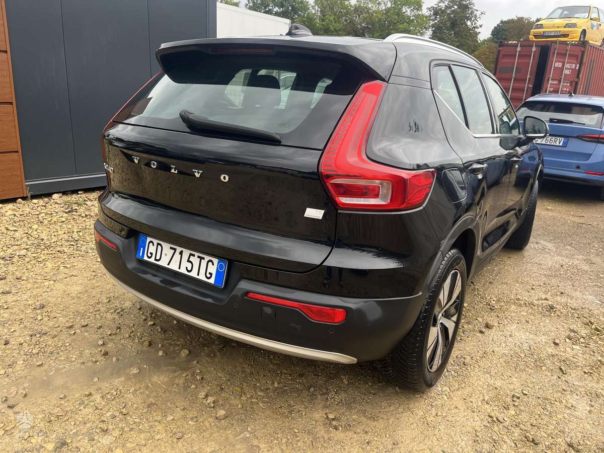 Volvo XC40 - 5