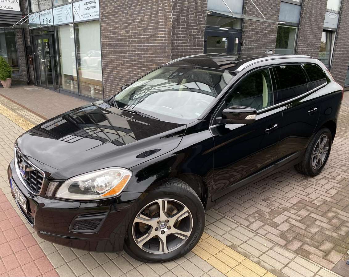 Volvo XC60 - 8