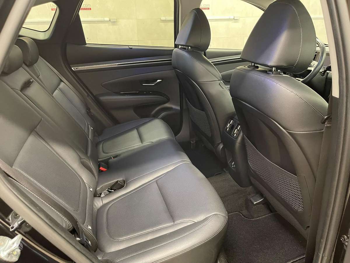 Hyundai Tucson - 11