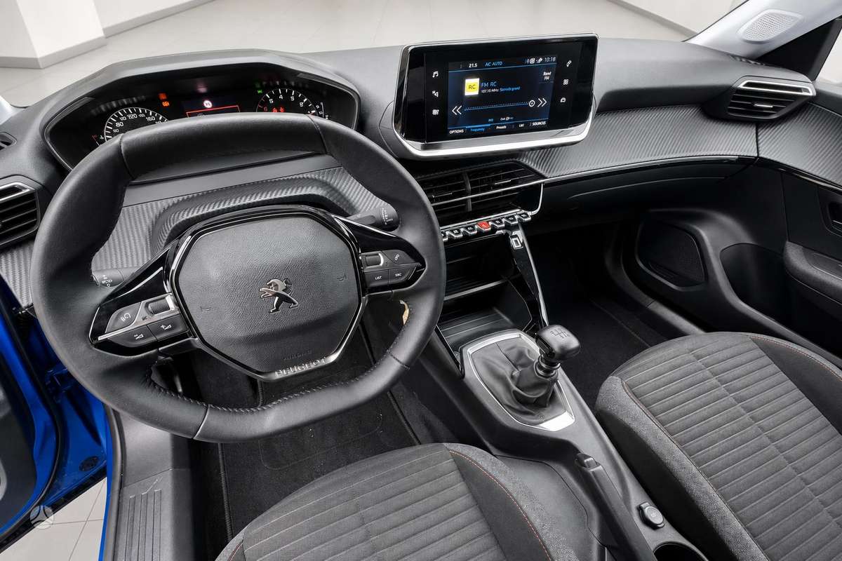 Peugeot 2008 - 7