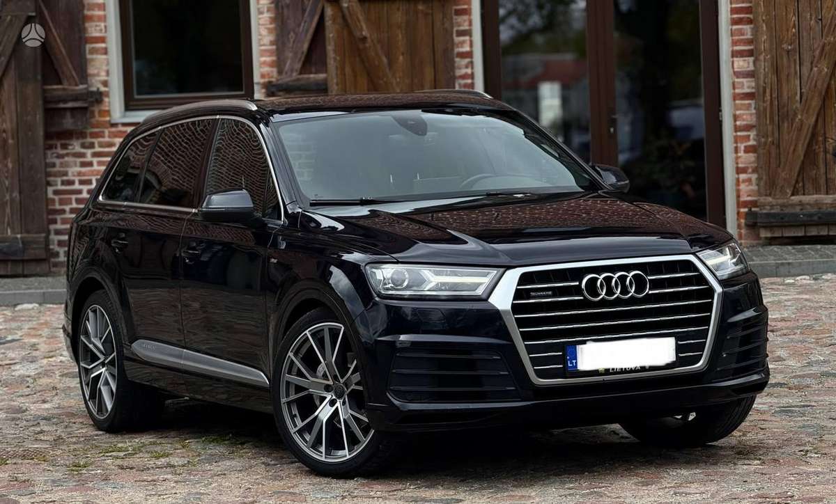 Audi Q7 - 1
