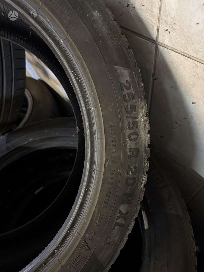 Continental, universalios 255/50 R20