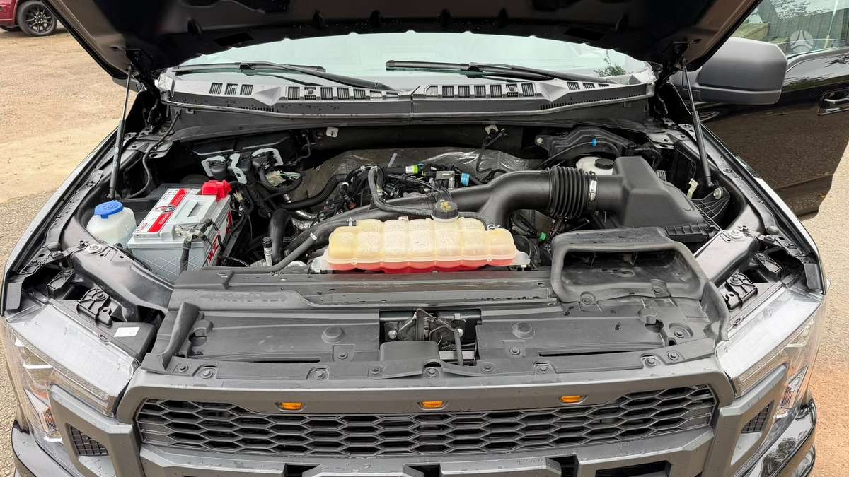 Ford F-150 - 9