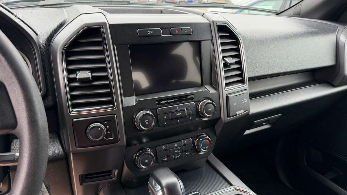 Ford F-150 - 12