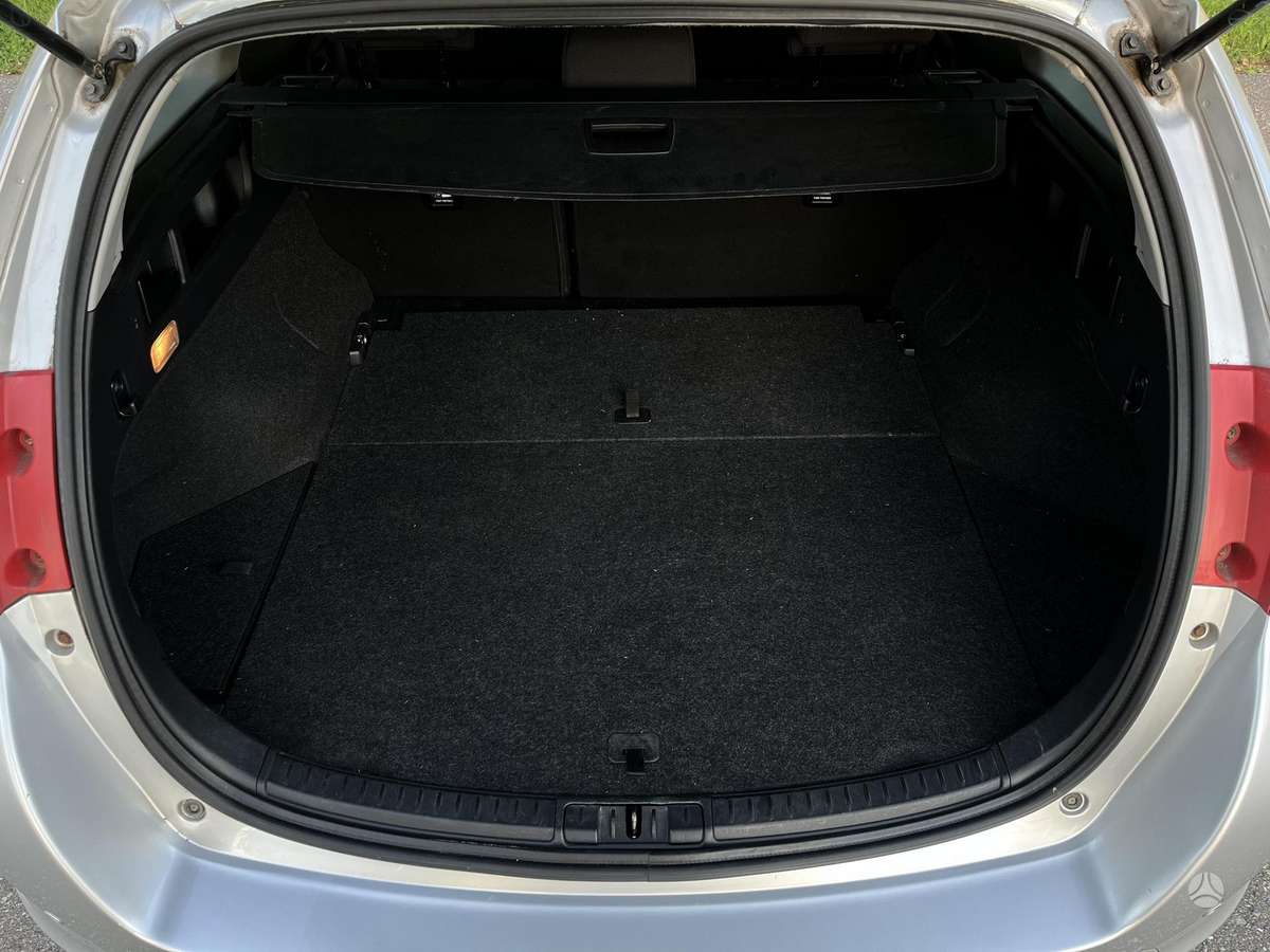 Toyota Auris - 7