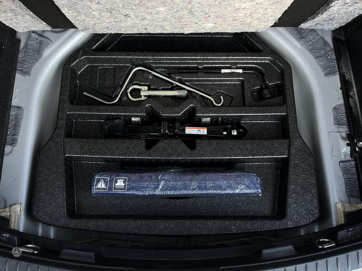 Toyota Auris - 8