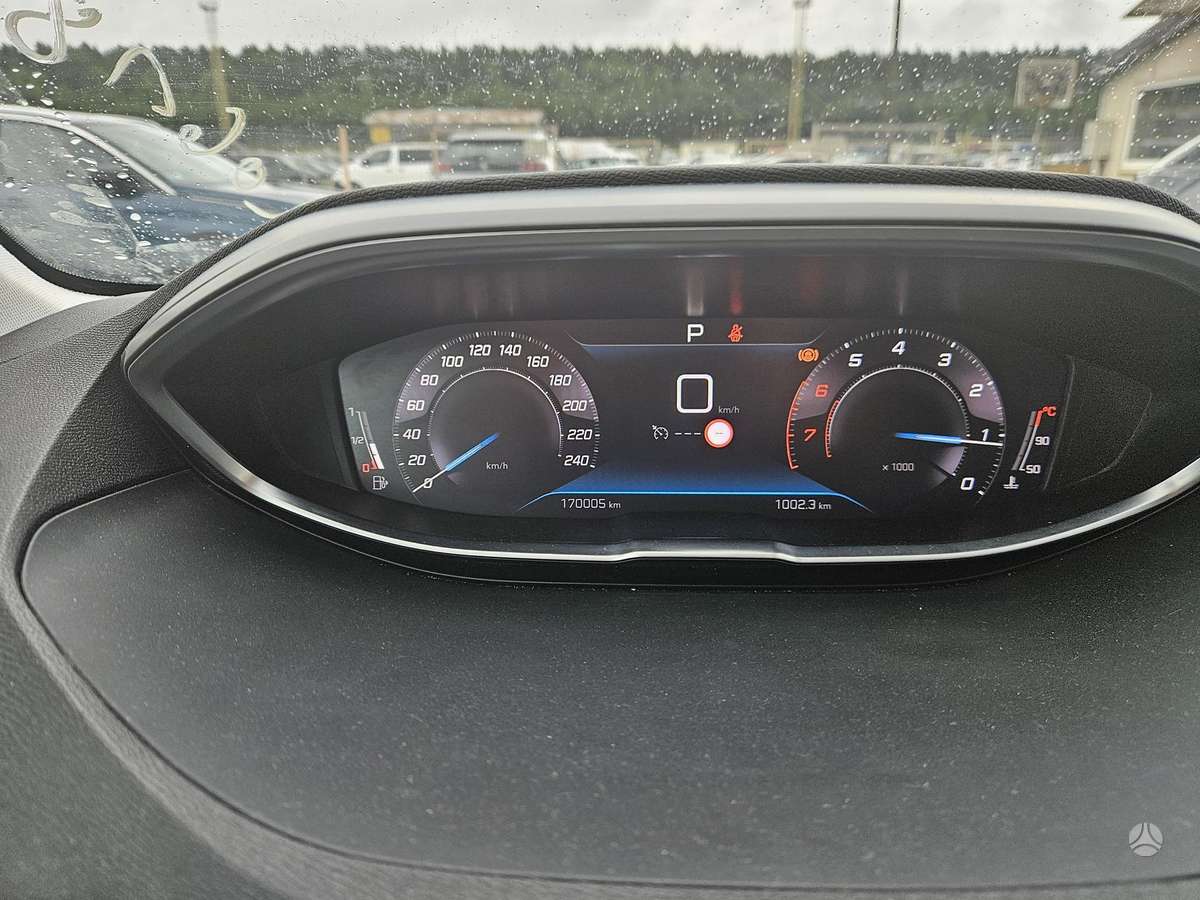 Peugeot 3008 - 9