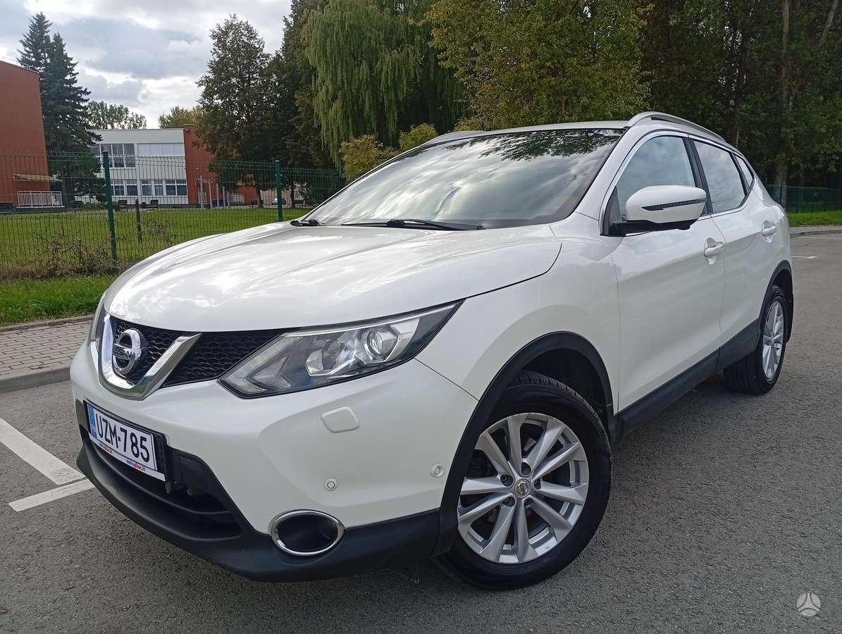 Nissan Qashqai - 1