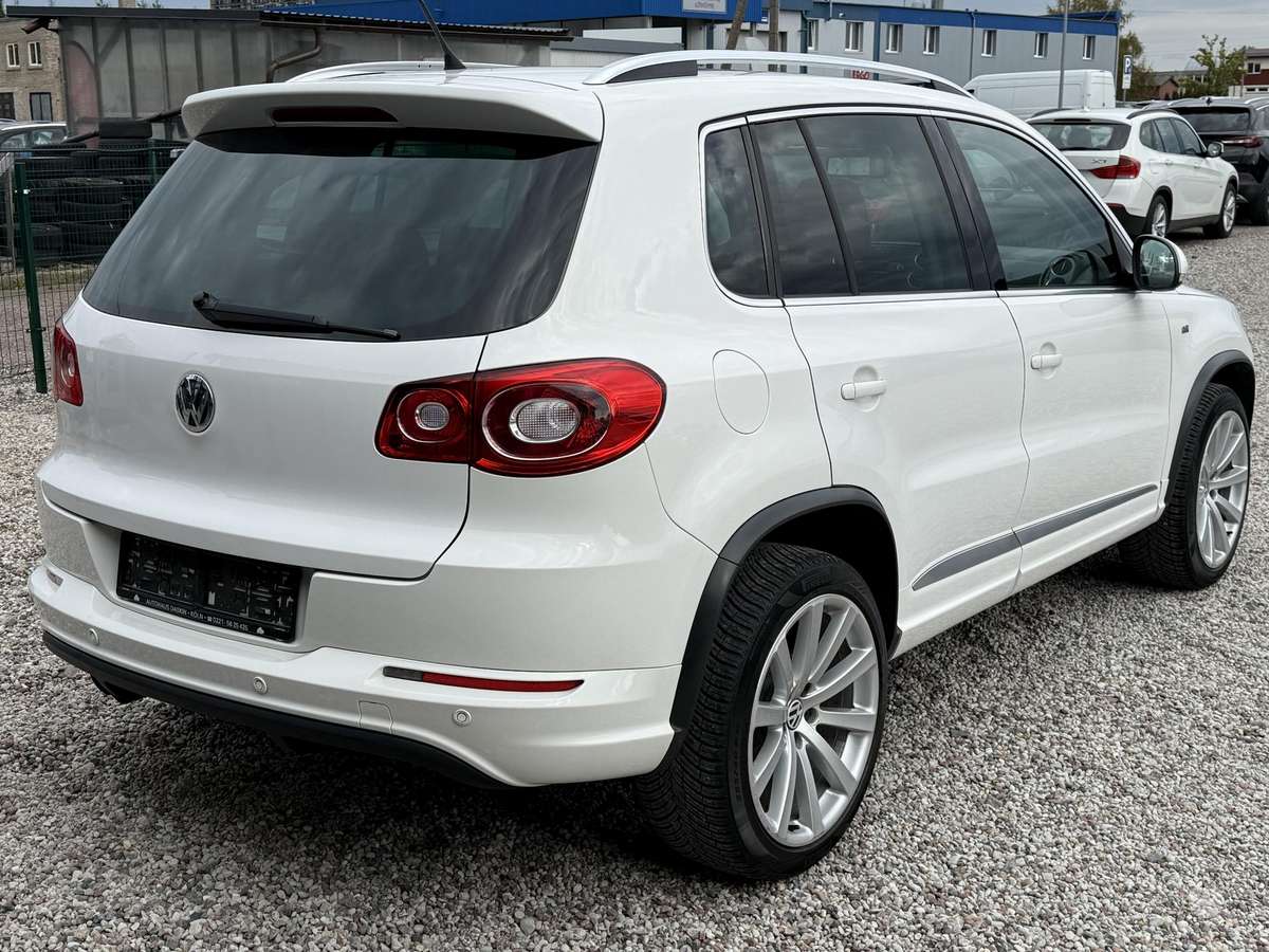 Volkswagen Tiguan - 8