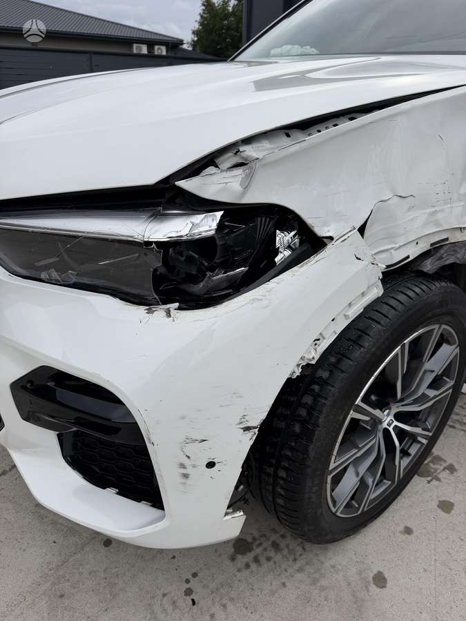 BMW X5 - 12