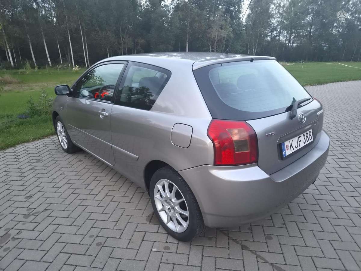 Toyota Corolla, 1.8 l., hatchback