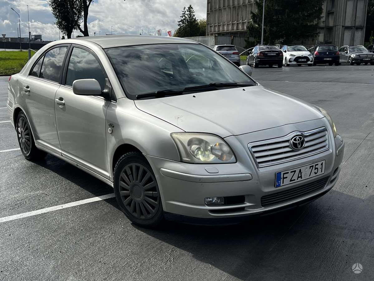 Toyota Avensis - 3