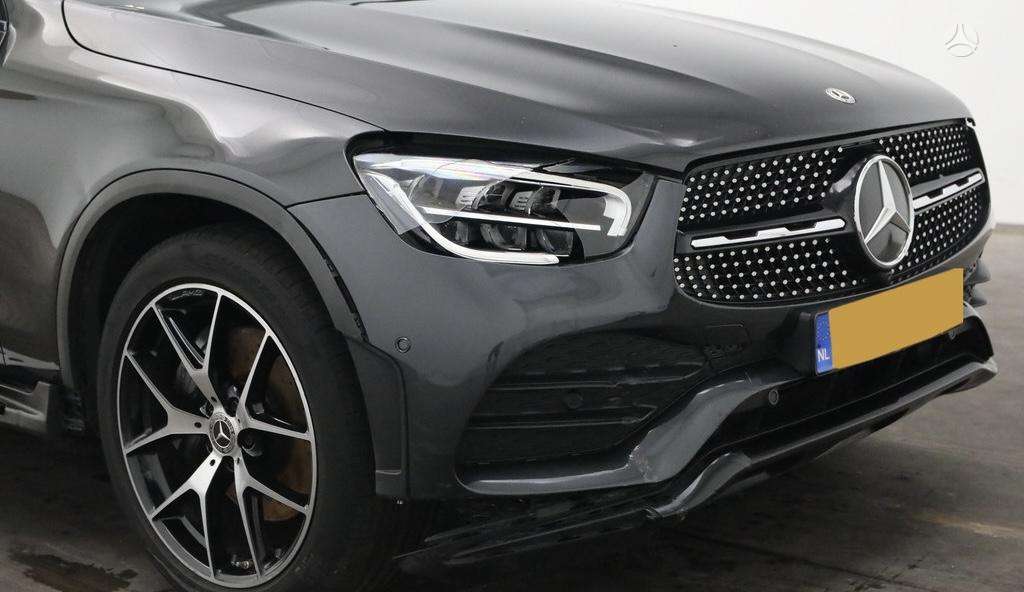 Mercedes-Benz GLC Coupe 300 - 6