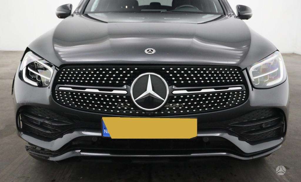 Mercedes-Benz GLC Coupe 300 - 2