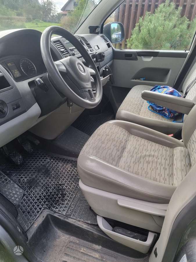 Volkswagen Transporter - 9