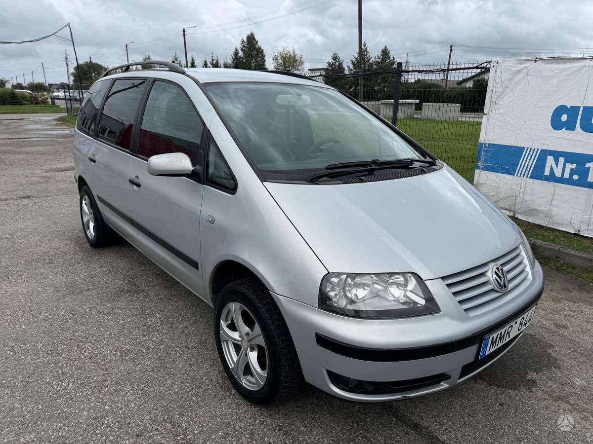 Volkswagen Sharan - 1