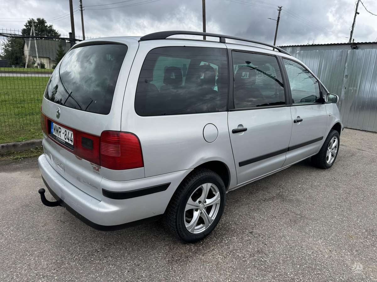 Volkswagen Sharan - 4