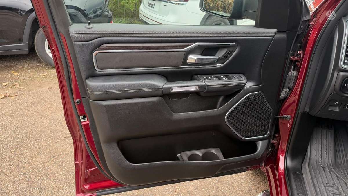 Dodge Ram - 12