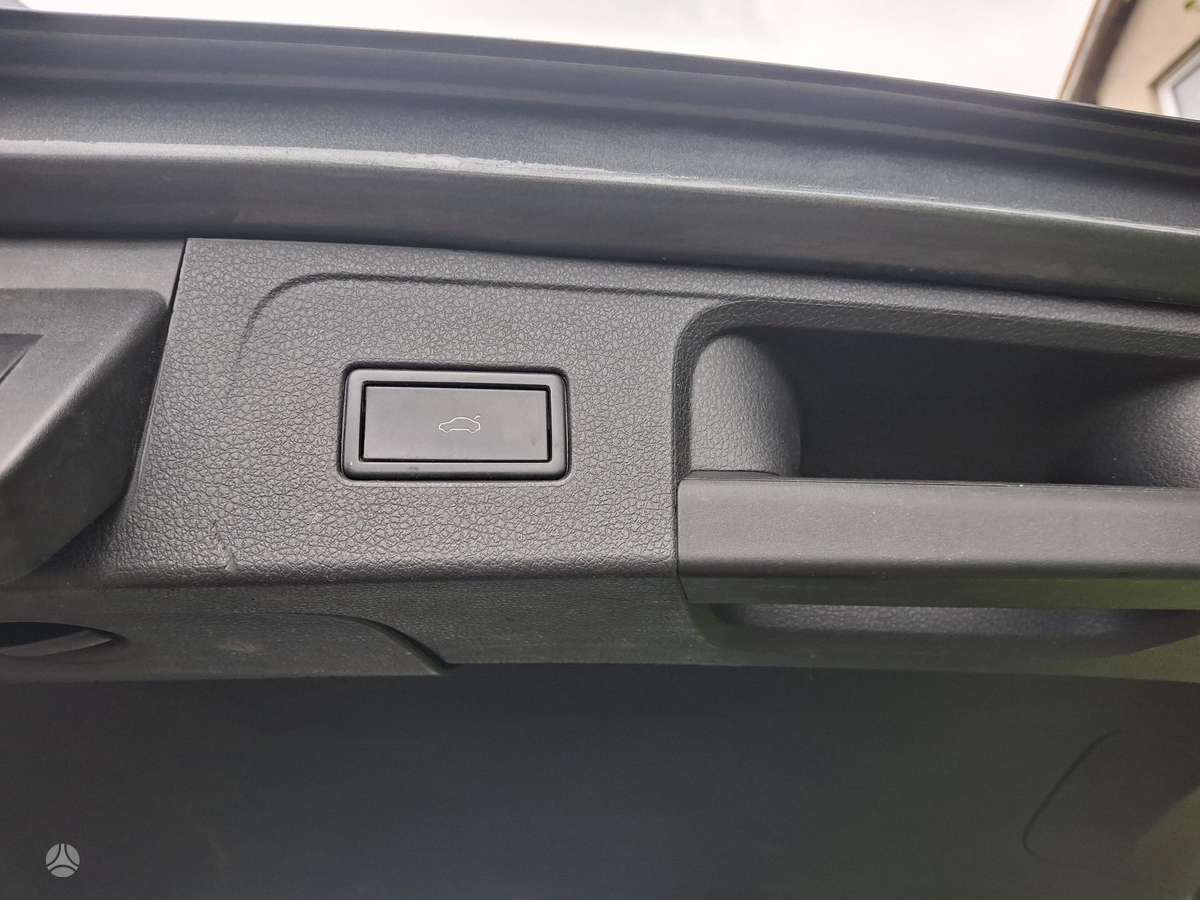 Volkswagen Passat - 3