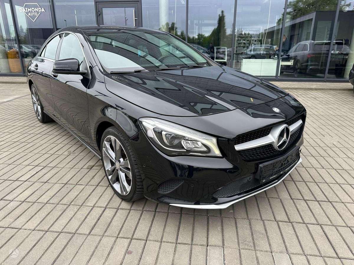 Mercedes-Benz CLA180 - 2