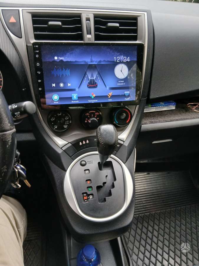 Toyota Verso-S - 9