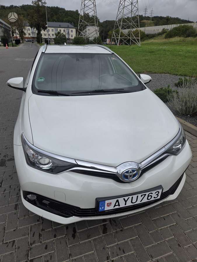 Toyota Auris - 1