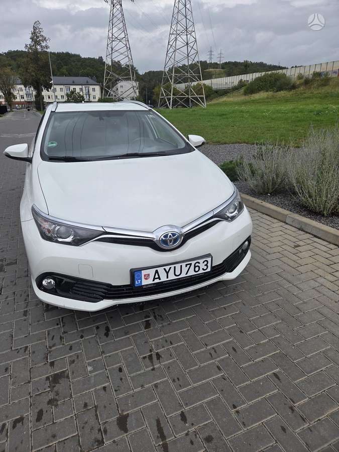 Toyota Auris - 2