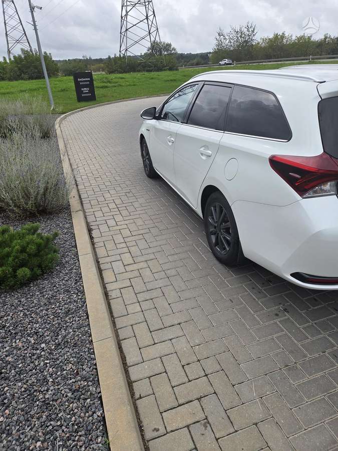 Toyota Auris - 8