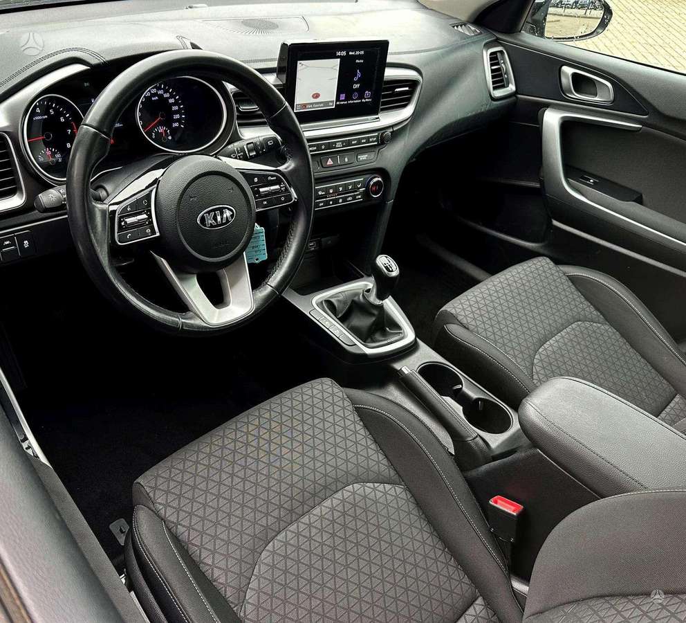 KIA Ceed - 5