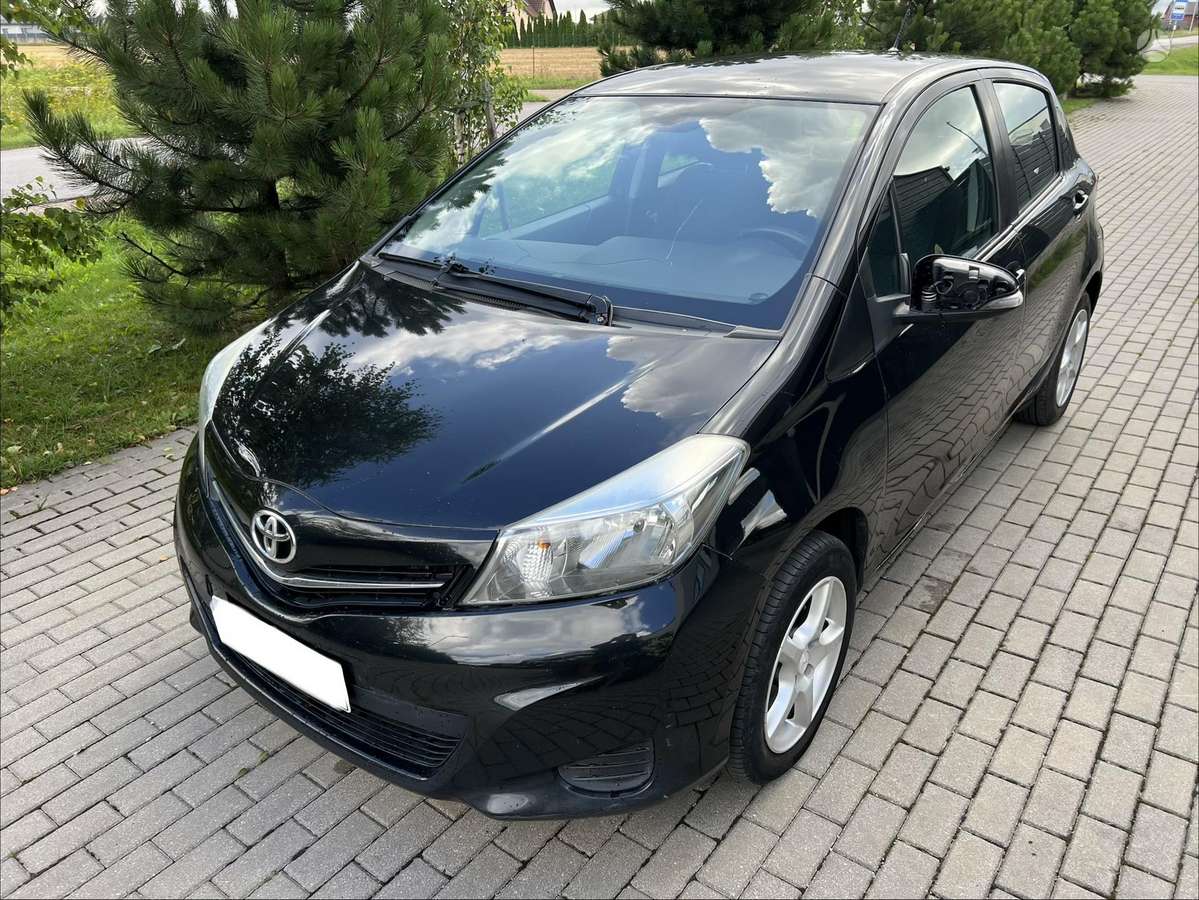 Toyota Yaris - 3