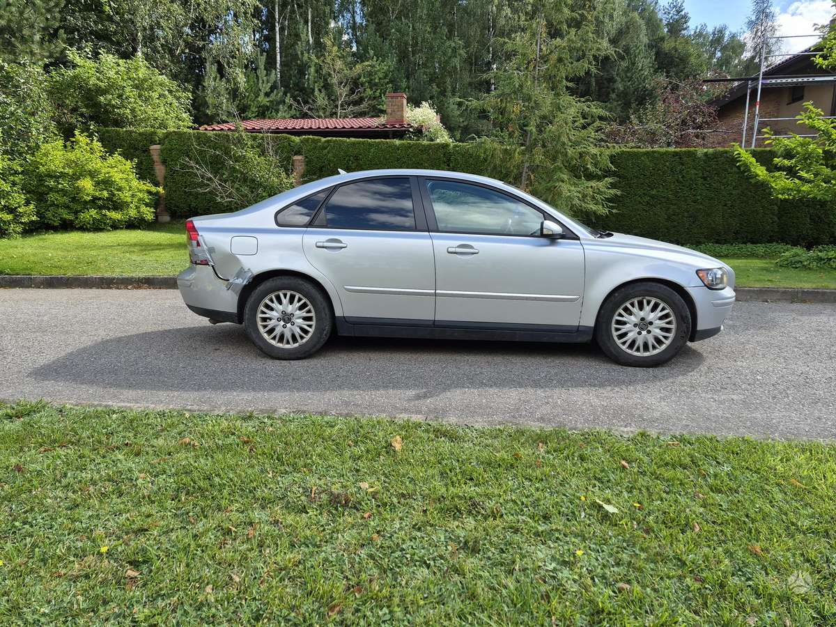 Volvo S40 - 2