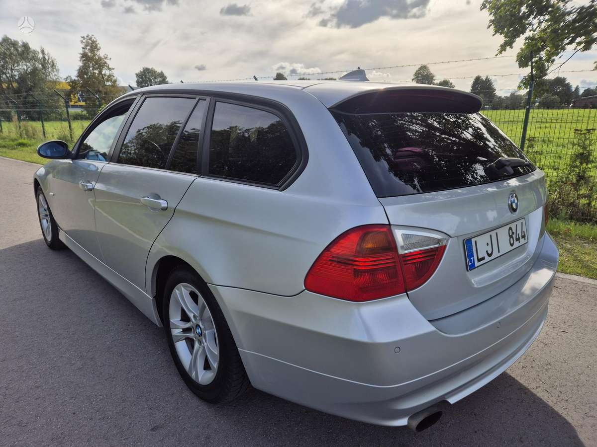 BMW 318 - 4