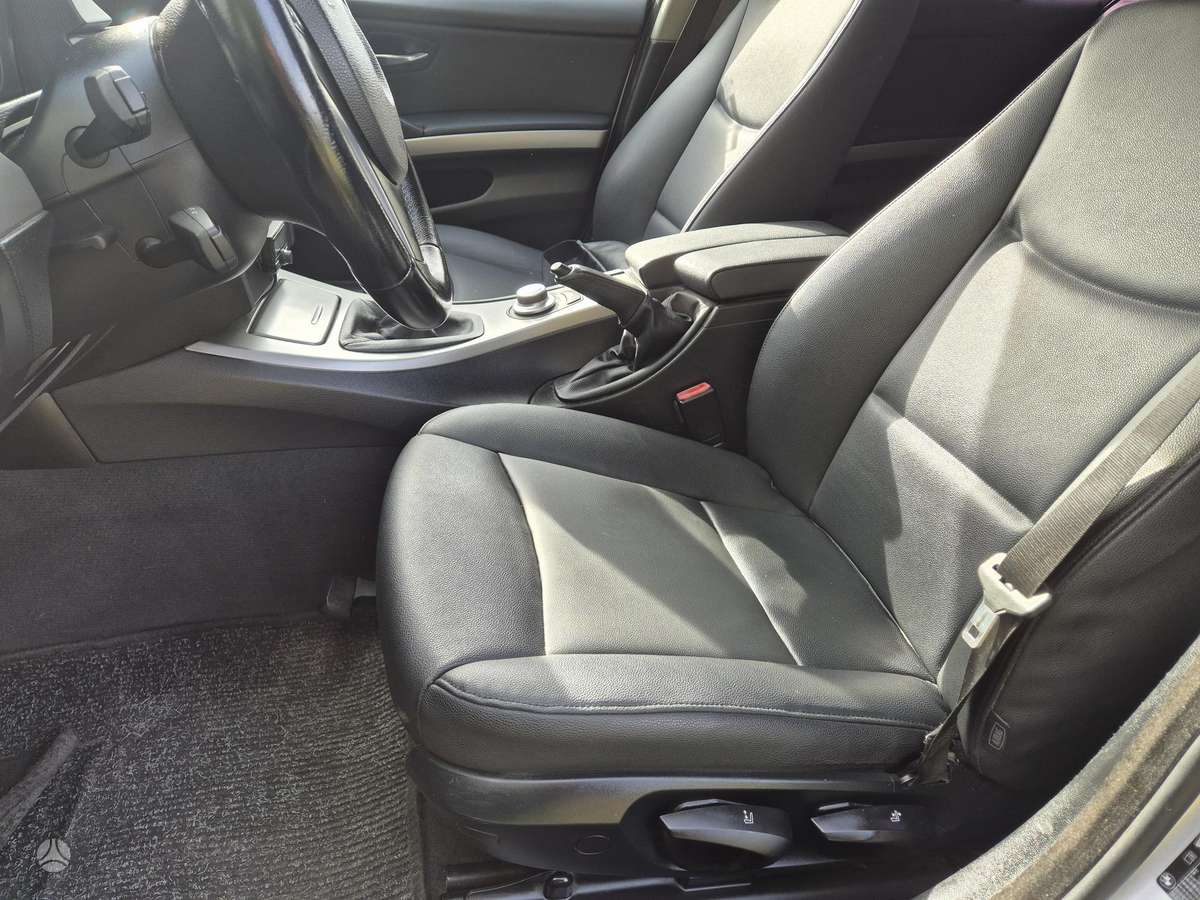 BMW 318, 2.0 l., wagon