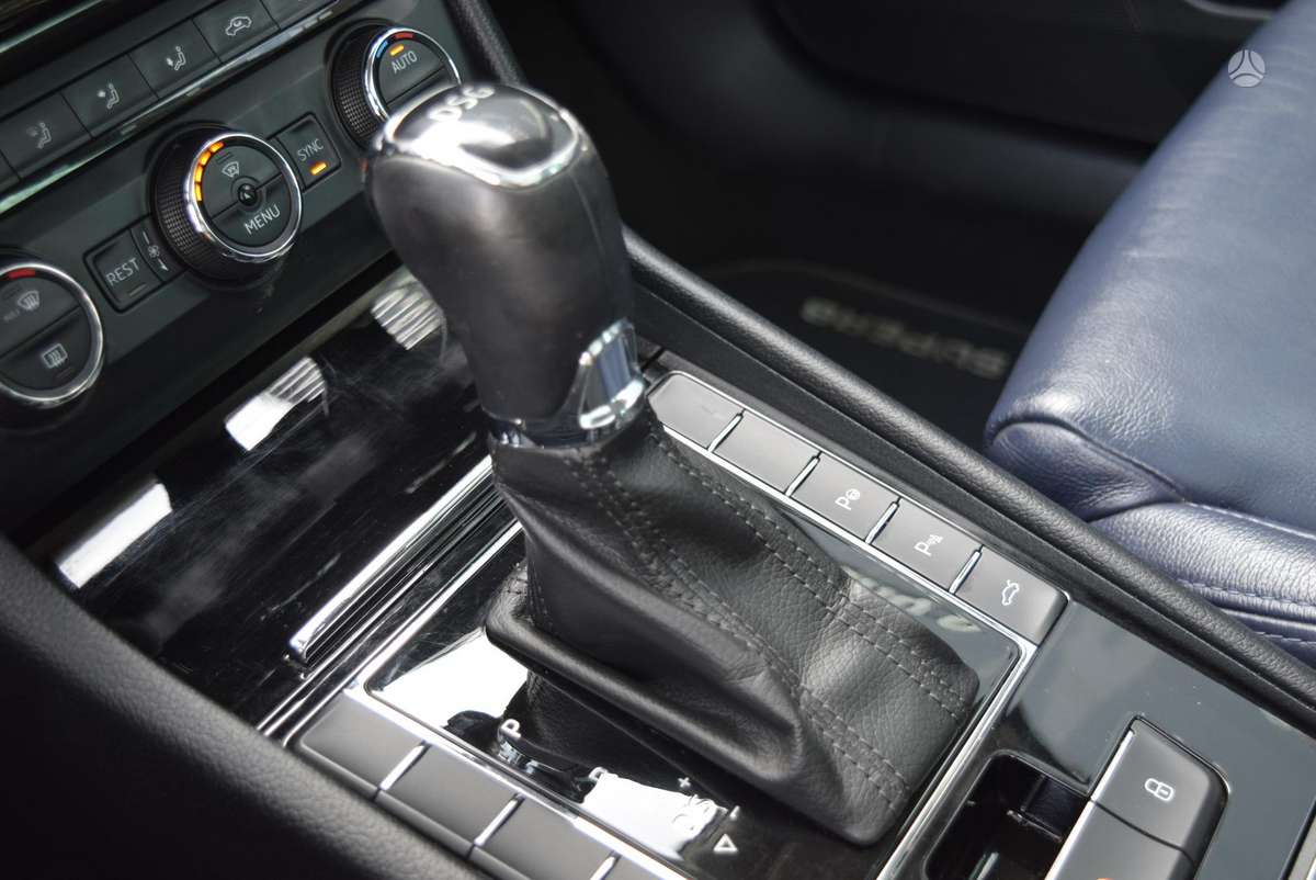 Skoda Superb, 1.6 l., Универсал