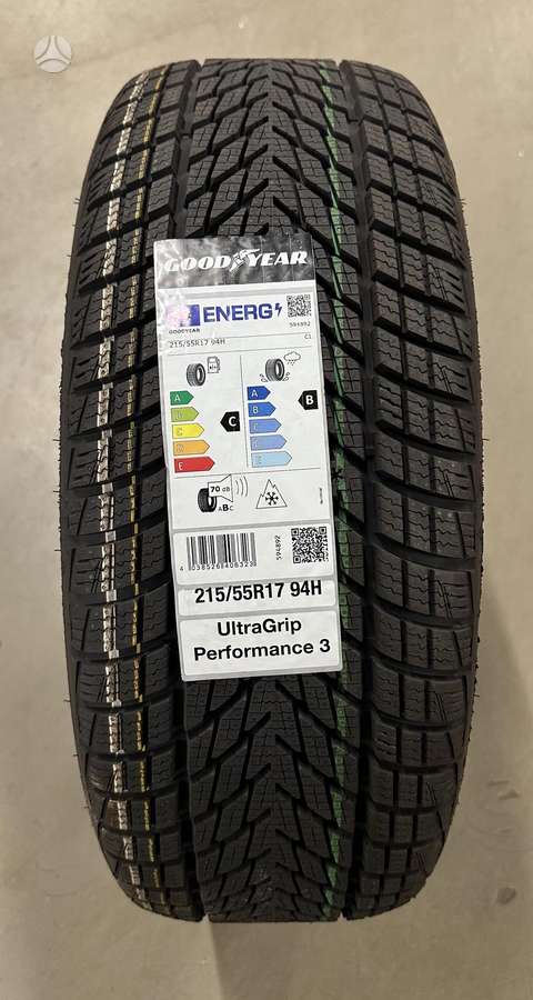 Goodyear UltraGrip Performance 3, žieminės 215/55 R17