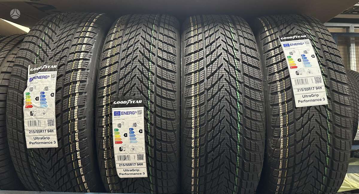 Goodyear UltraGrip Performance 3, winter 215/55 R17