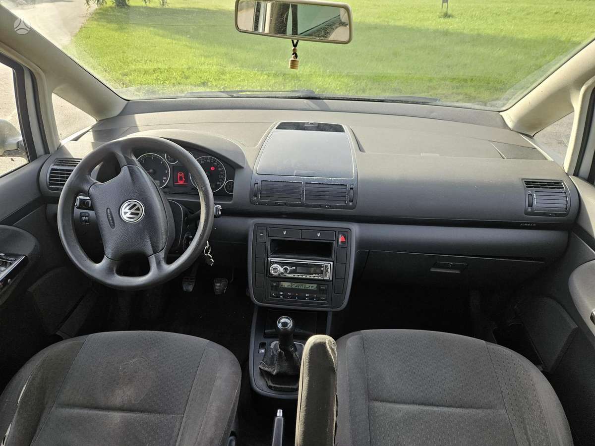 Volkswagen Sharan - 5