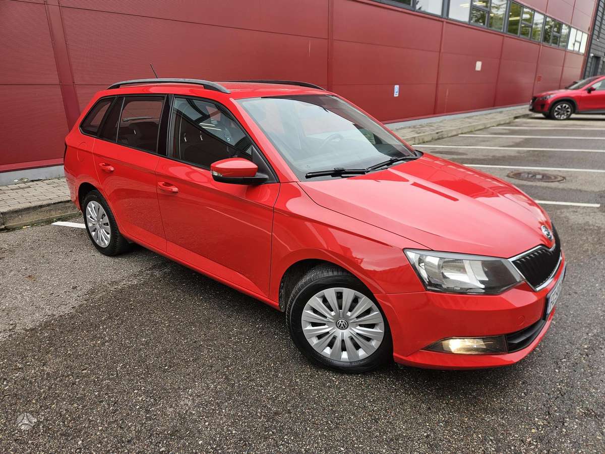 Škoda Fabia - 12
