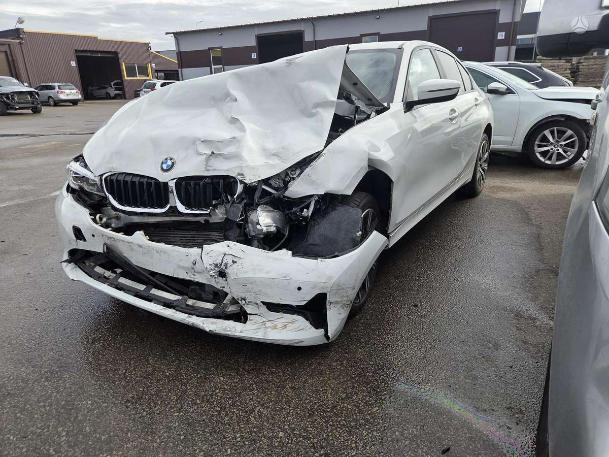 BMW 320 - 2