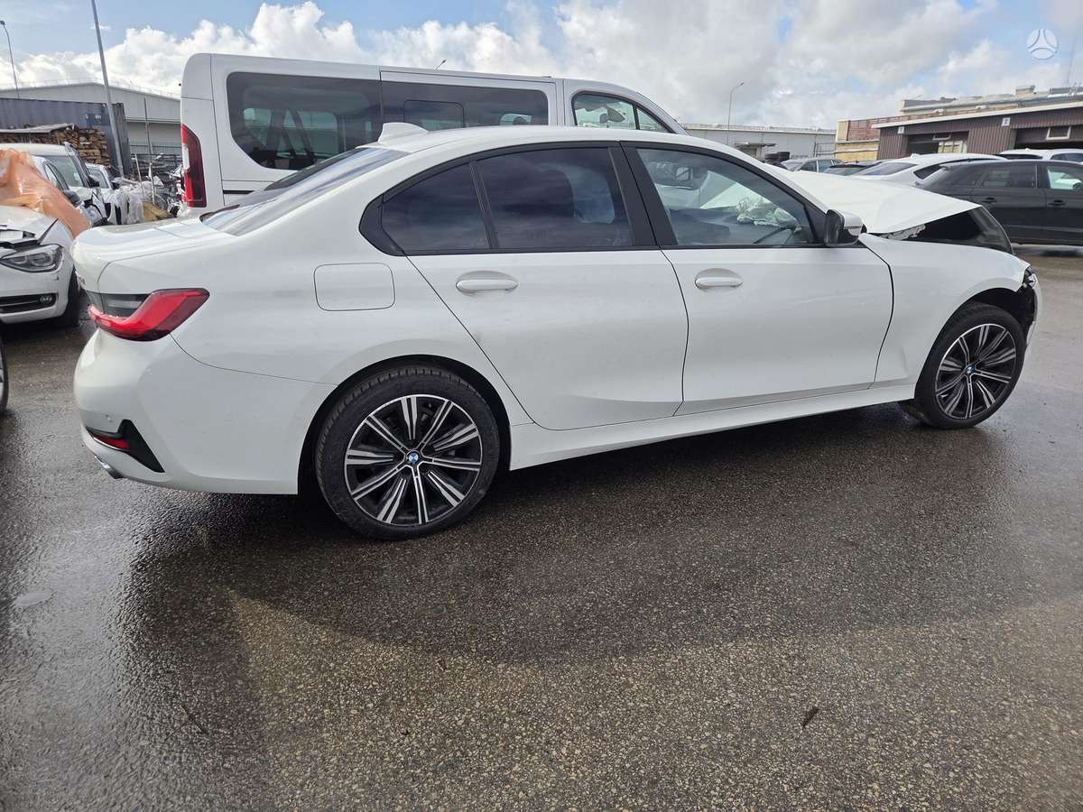 BMW 320 - 5