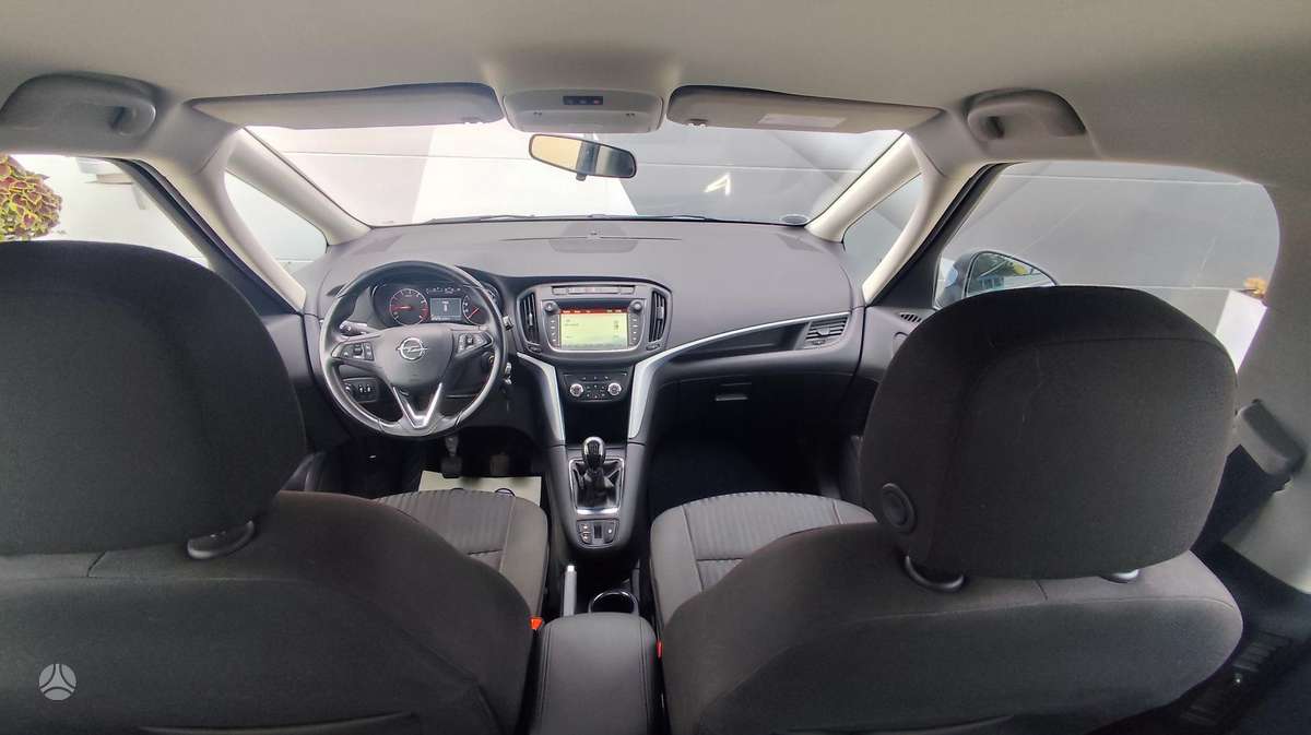 Opel Zafira - 2