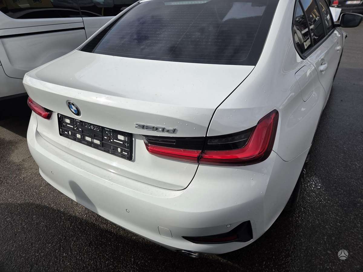 BMW 320, 2.0 l., Седан
